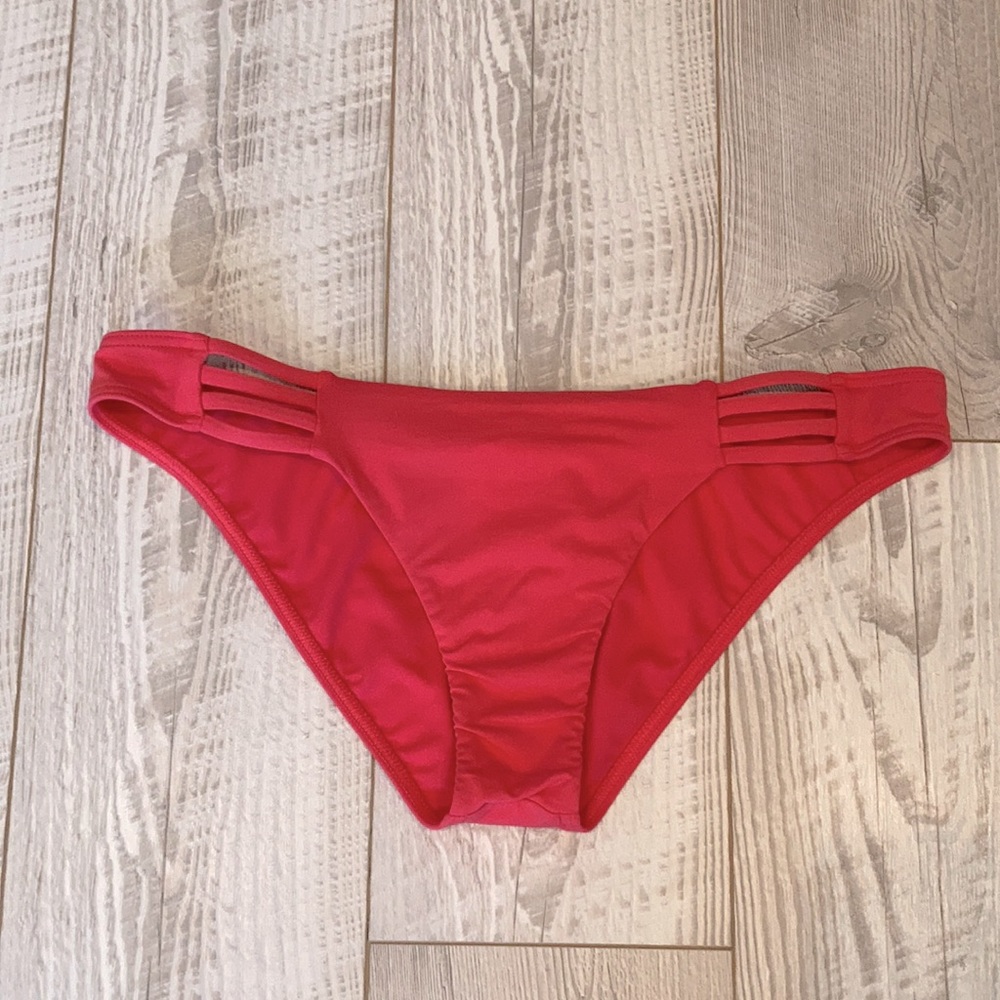 Billabong Sol Searcher Tropic Bottom size Large Brand New with tags